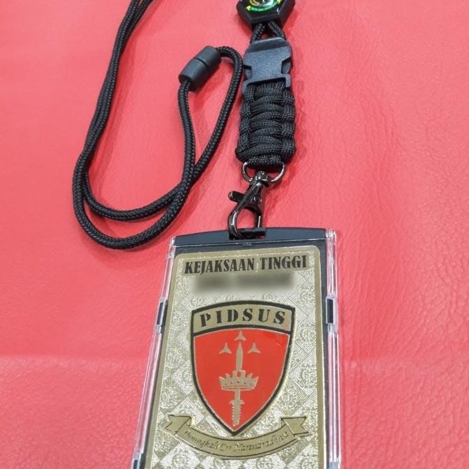 

Tactical Lanyard..Kalung Id Berlogo Dan Kartu Plat Kuningan Kualitas Premium