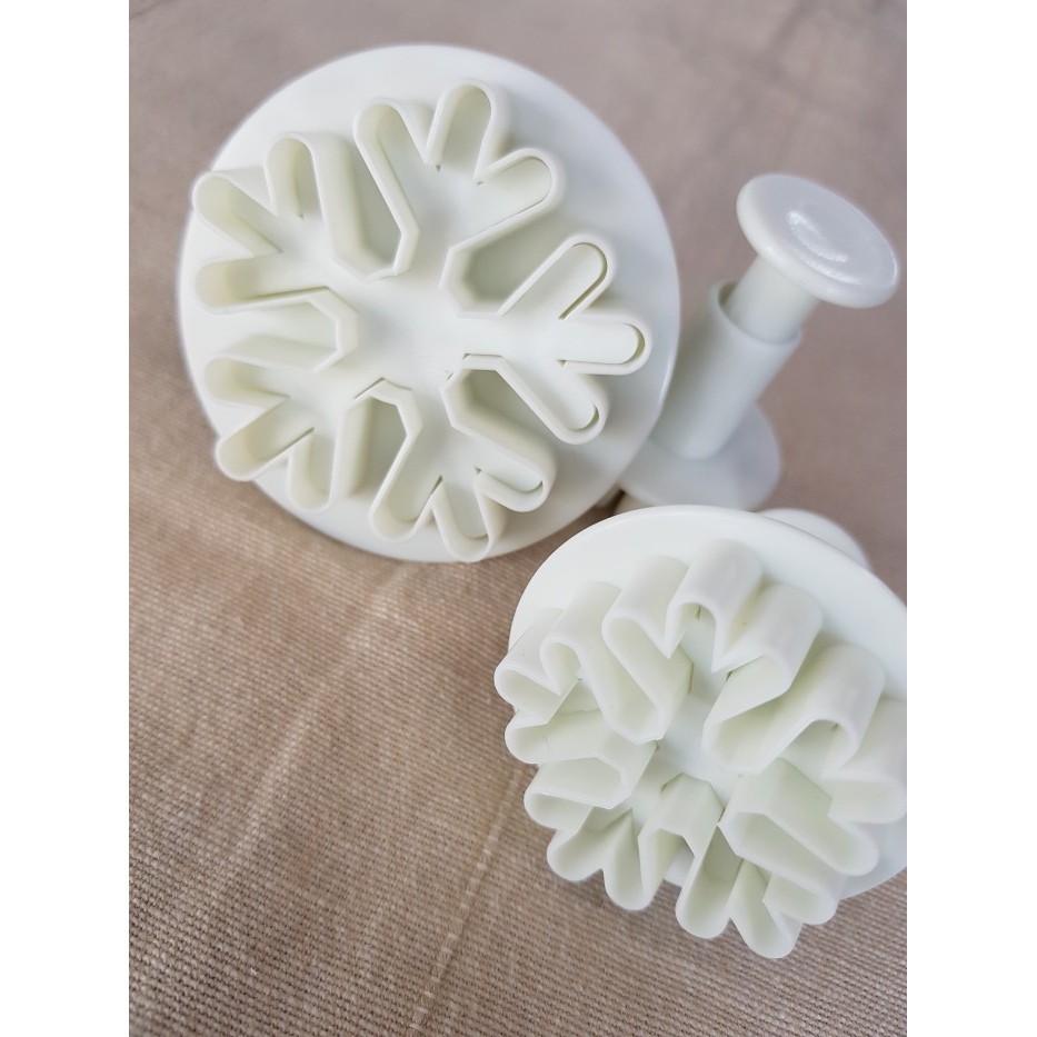 

Adlian Plunger Cutters Snowflake Zn1004