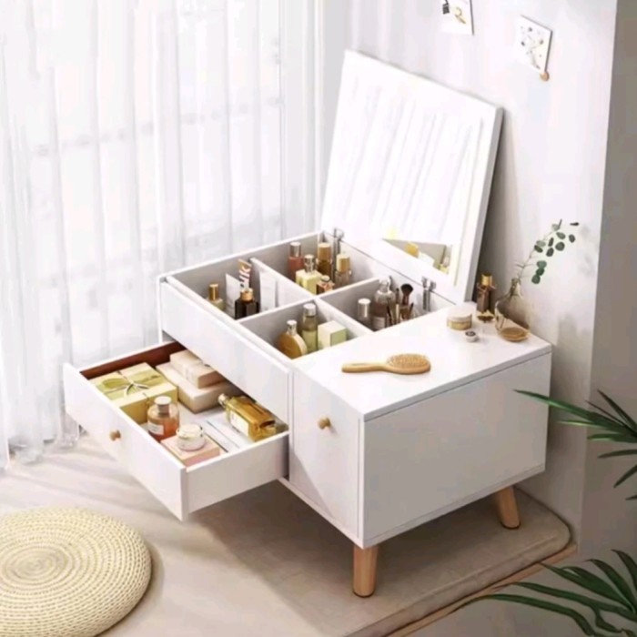 

Meja Rias Kaca Lesehan Minimalis Berkualitas