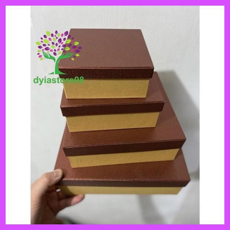 

Beli 2 Murah Hard Box / Kotak Kado / Box Hampers Persegi