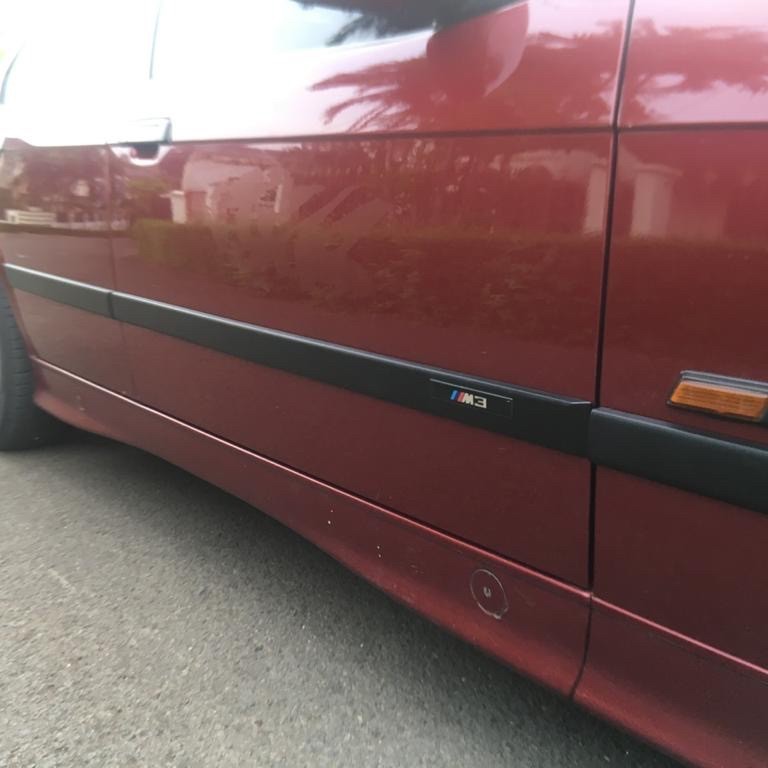 Emblem List Body Molding BMW E36 M3 dan E39 M5