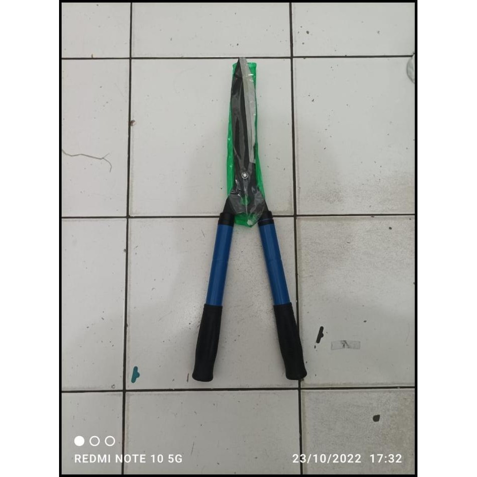 GUNTING RUMPUT BESAR / GUNTING PAGAR TANAMAN JUMBO