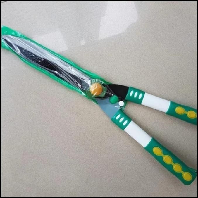 GARDEN GUNTING RUMPUT TAJAM