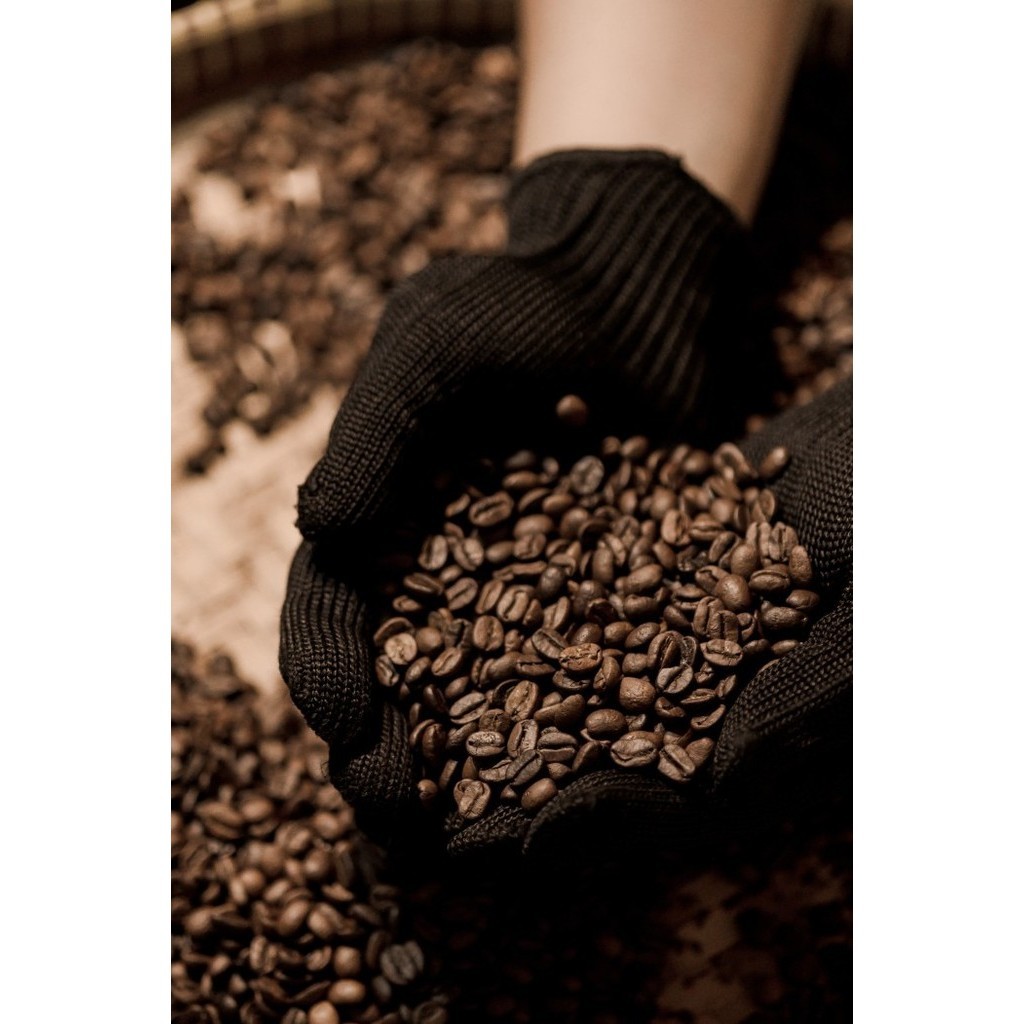 

Biji Kopi / Coffee Beans Premium 100% Arabica Flores Bajawa 1 Kg