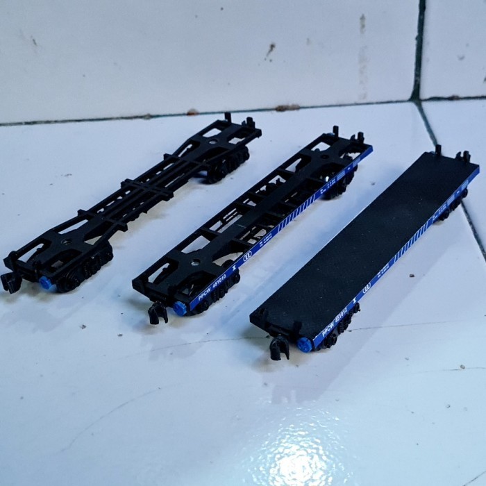 MINIATUR GERBONG DATAR PPCW SKALA HO RAILKING