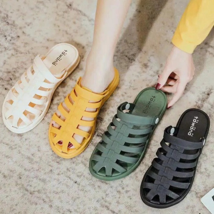 Sandal Tawana Jelly Wanita Viral