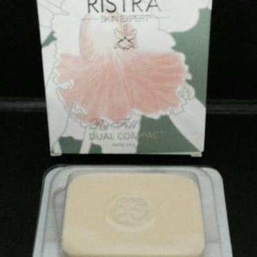 Bedak Padat Refill Ristra