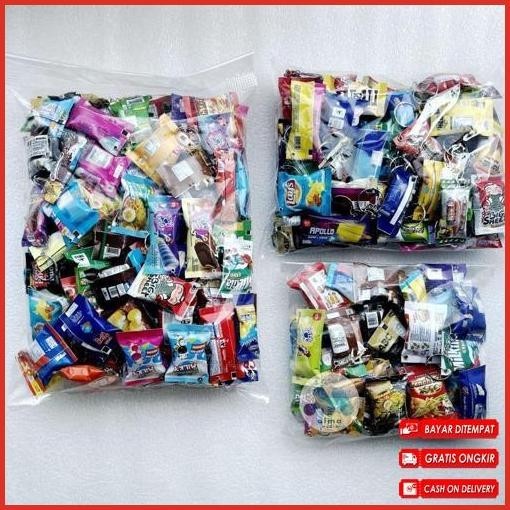 Extra [50Pcs]Gantungan Kunci Snack Makanan Ringan Cemilan / Ganci Unik/ Keychain/Souvenir Pernikahan