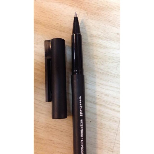 

Pen - Boxy - Uniball UB-105 (Per dozen = 12 pieces) Import