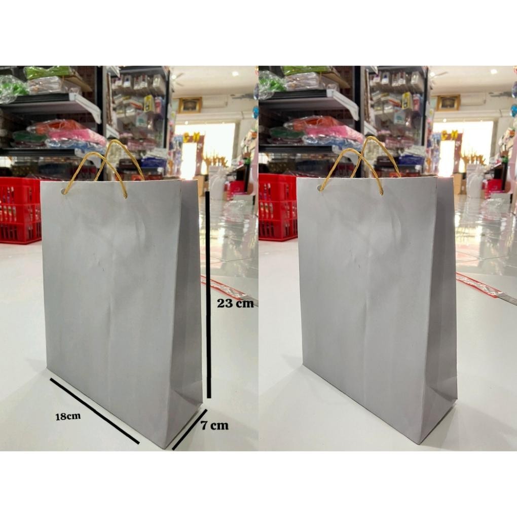 

Paperbag Putih Craft Liner (Kecil) Ukuran 23X18X7 Paperbag Polos Isi 25
