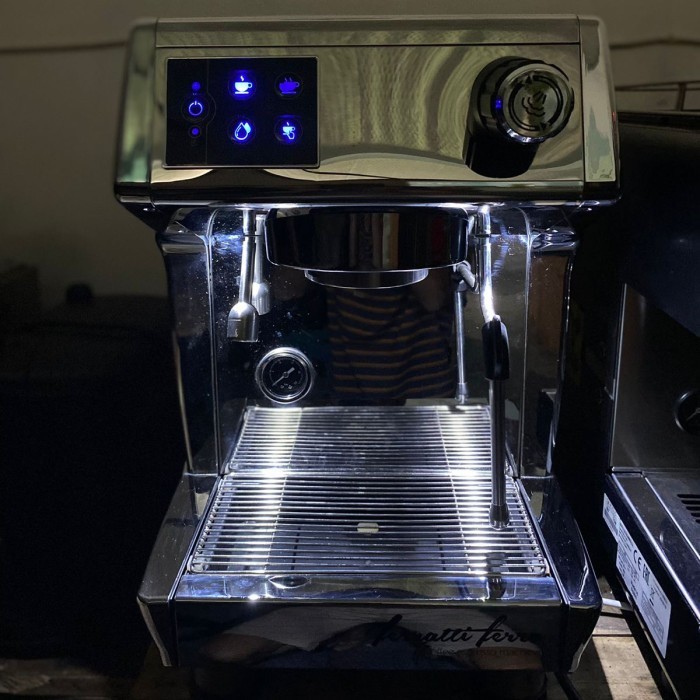 Ready Ferrati Ferro 3200D mesin espresso Mesin Kopi espresso