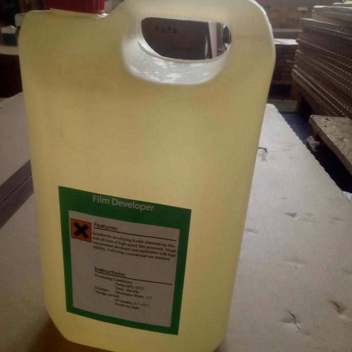 

Jual Obat Cairan Developer Film Dan Fixer Merk Graphitec