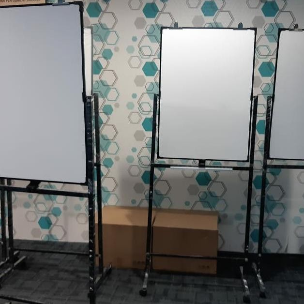 

Jual Whiteboard Doble Face 70X100 Non Magnetik