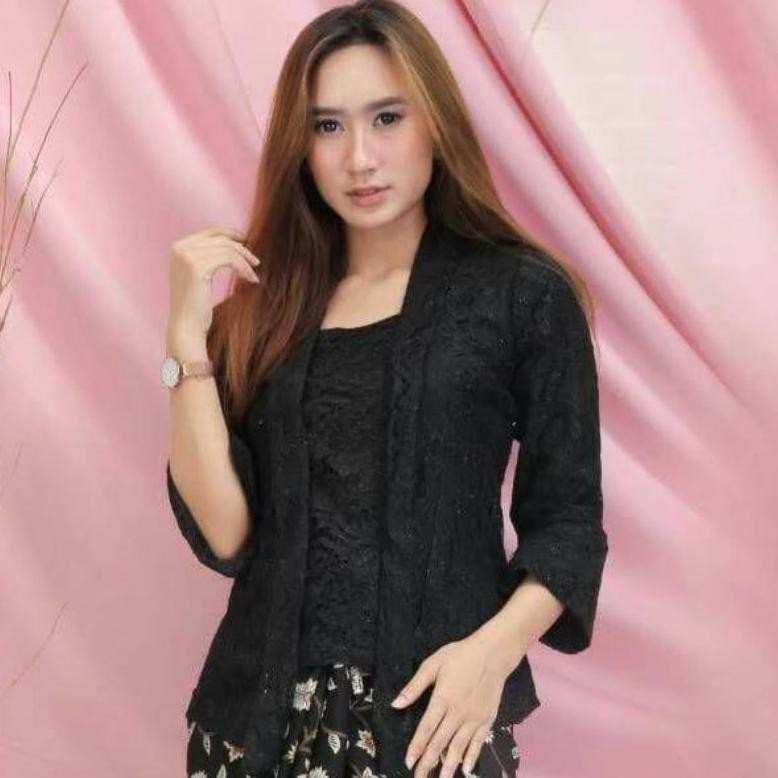 RFG ATASAN  KEBAYA KUTUBURU BROKAT / KEBAYA BROKAT BUSUI / KEBAYA WISUDA TERLARIS