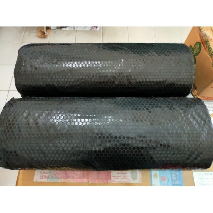 

monggo] Bubble Wrap Hitam 5M x 1.25M