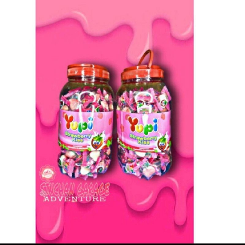 

yupi strawberry kiss kemasan toples 300gr