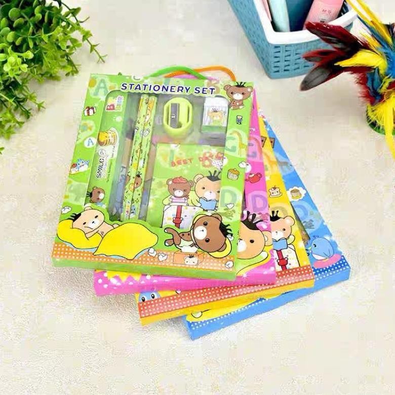 

Paket Alat Tulis / Study Set Anak Murah / Souvenir Ulang Tahun Anak Gratis Ongkir