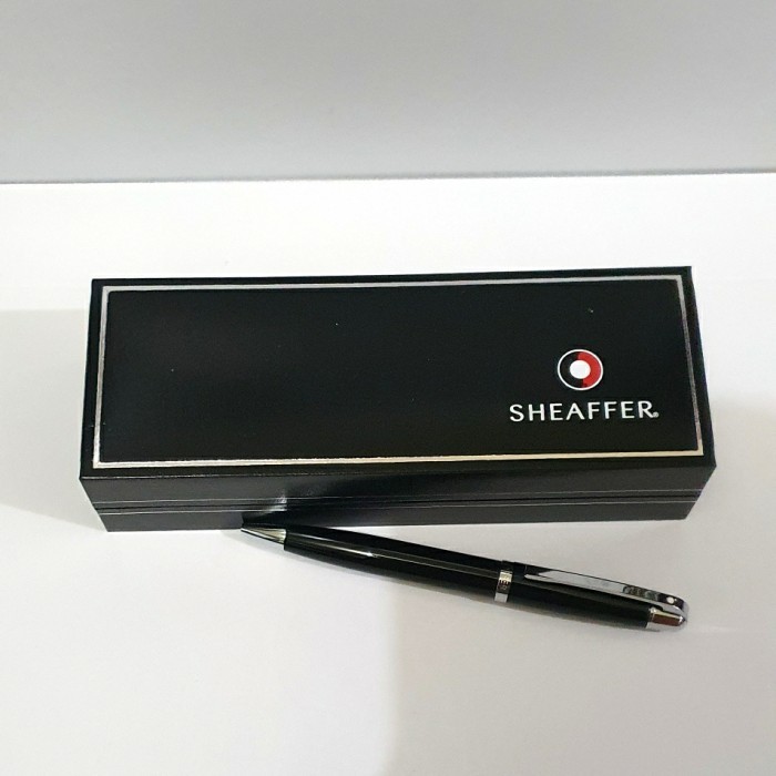 

Ready Pen Sheaffer SGC 500 Glossy Black Featuring Chrome Plate Trim