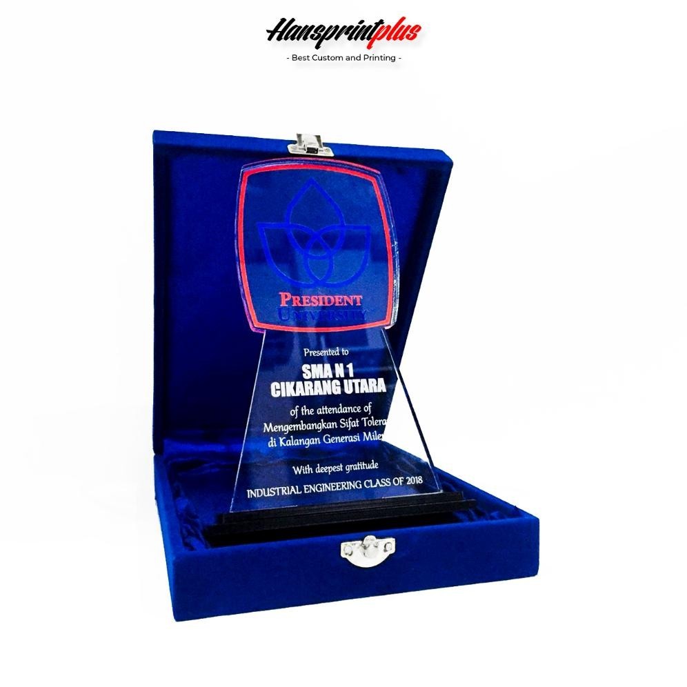 

CR - BOX beludru biru 20x15 potrait box - akrilik - plakat - trophy TERLARIS