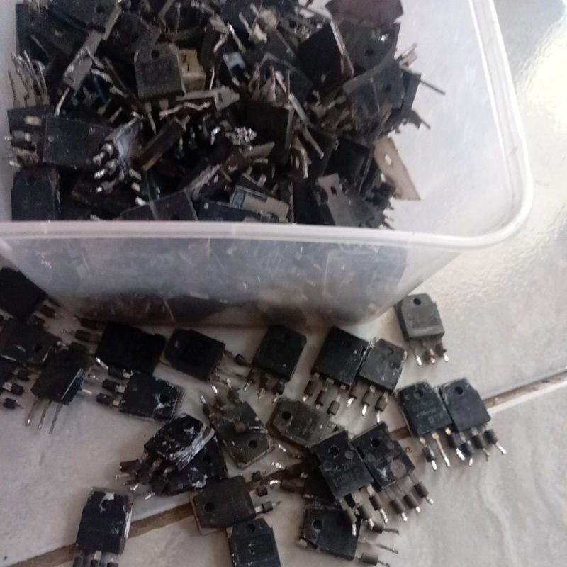 dioda ultra fast d92-02