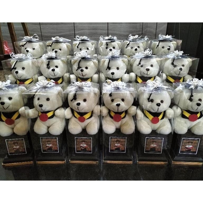 KLO Thropy Boneka Piala Boneka Wisuda Kelulusan packing Mika TERLARIS