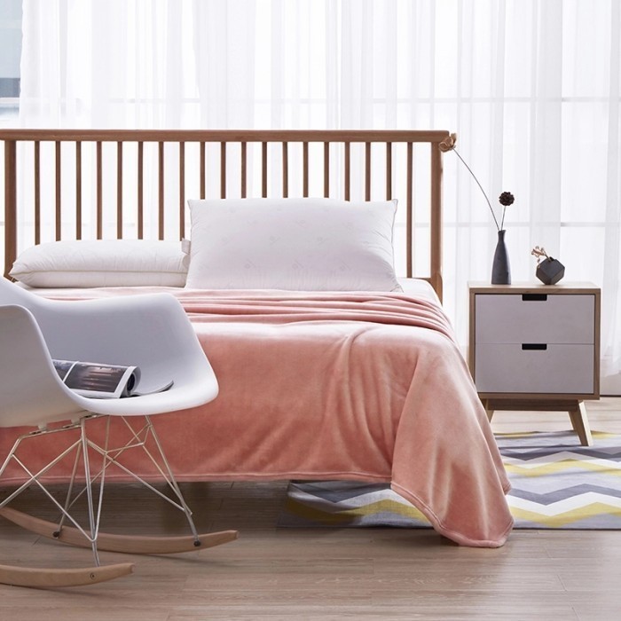 Selimut Bulu Polos Lembut Ukuran 160*200 - Pink Blush / Dusty Pink