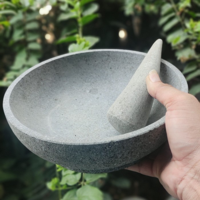 Dheao Cobek Batu Mangkok Cekung Batu Kali Super Halus 22Cm + Ulekan