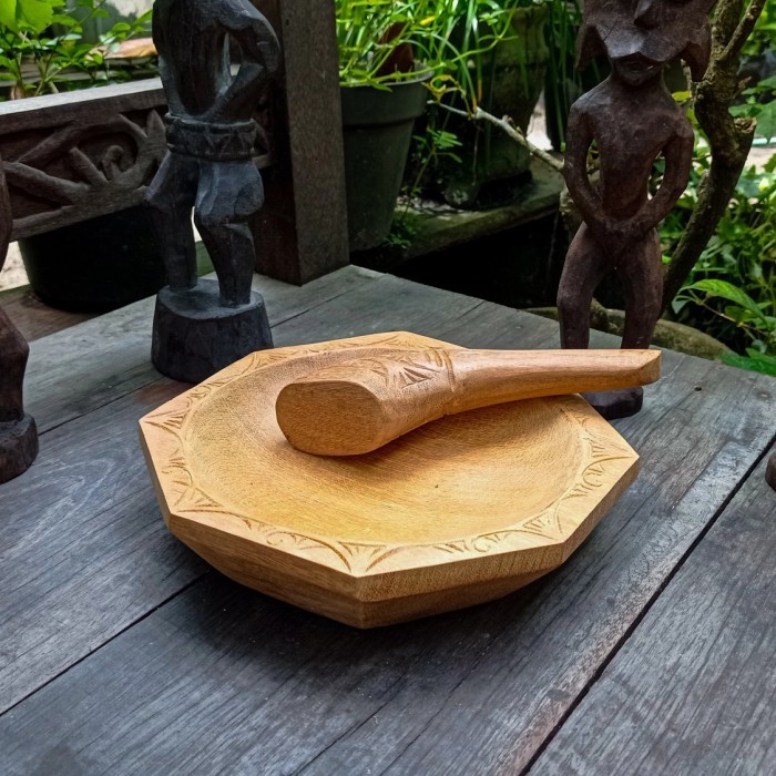 Dheao Cobek Kayu Ulin 20 Cm 1 Set