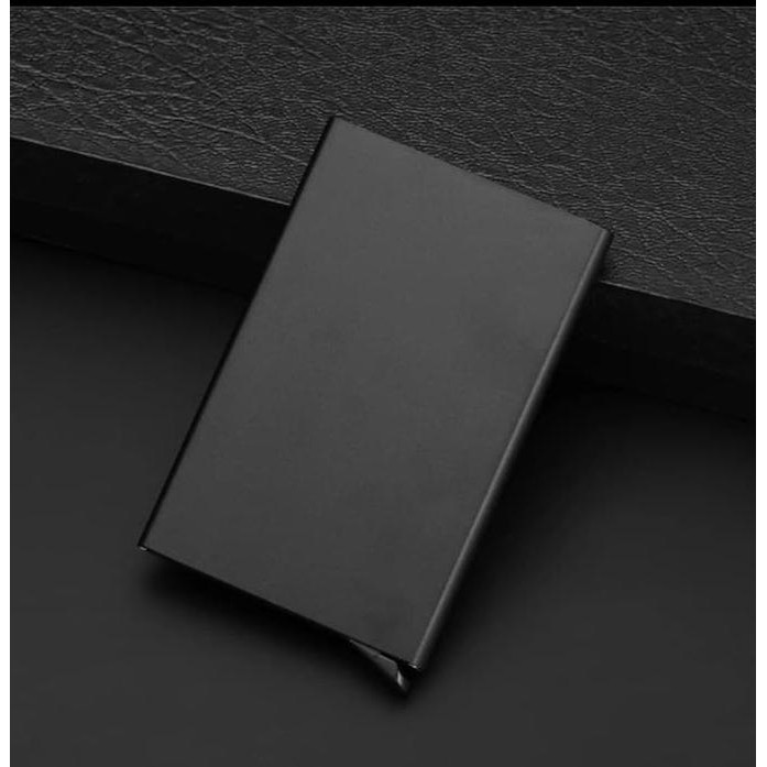 

DOMPET KARTU TERCANGIH /CARD HOLDER WALLET
