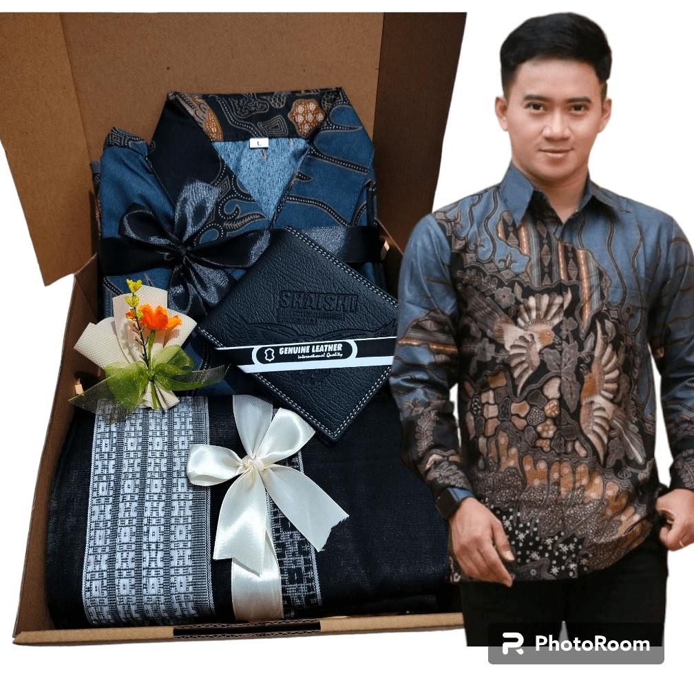 

Murah Hampers Kado Batik Paket Muslim Hadiah Untuk Cowok BisaCod