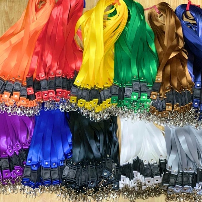 

Ane Tali Id Card Lanyard/Nametag Polosan 2Cm Isi 50 Pcs