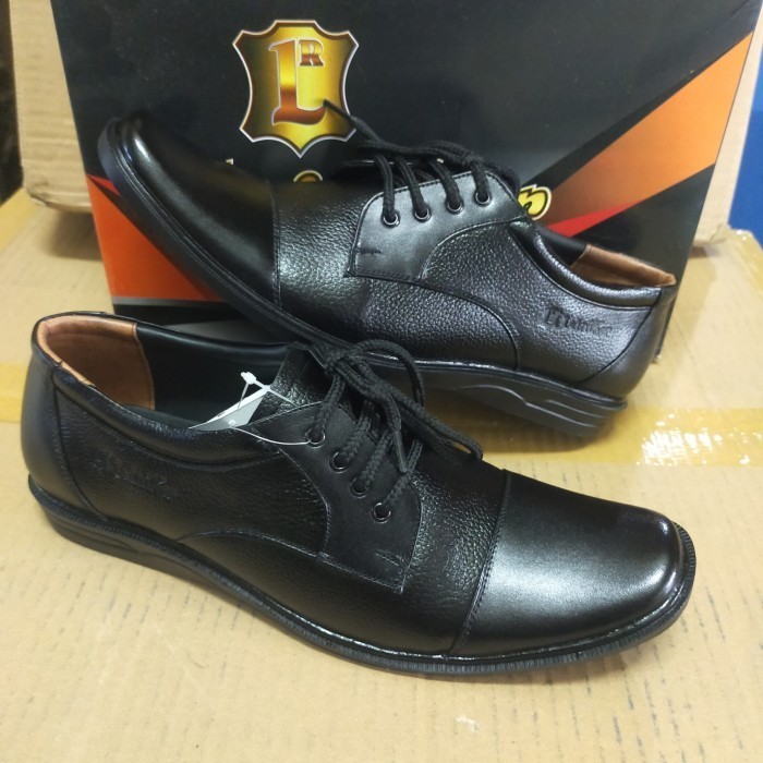 Sepatu Pantofel Pria Tali Kulit Asli Leiniker Model Lancip