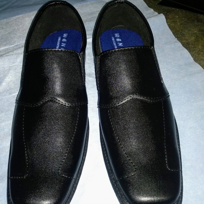 Sepatu Jumbo Pria Size