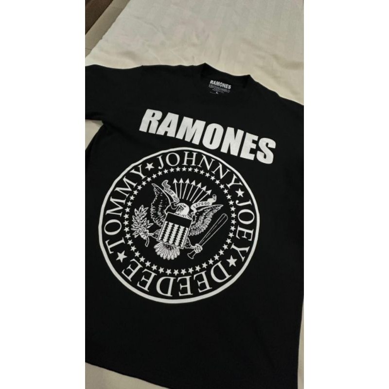 Ramones Presidential Seal  Kaos Band Official Tshirt Short Sleeve Heavy Cotton Original