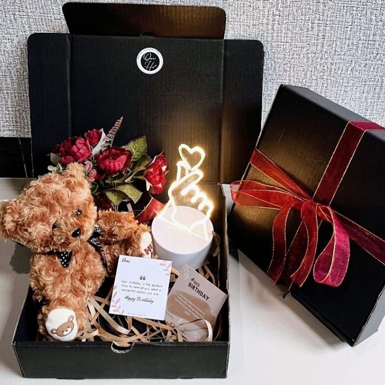 

Hampers Kado Spesial Ulangtahun Anniversary Dll Bisa Cod