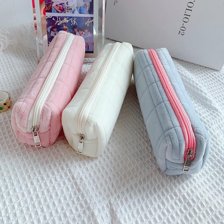 

8.8 1Pcs Tepak Pensil Pillow / Pencil Case Kotak Wadah Lucu Estetik Aesthetic Murah