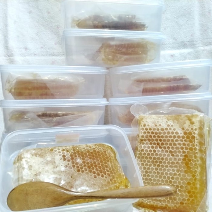 

HONEYCOMB / MADU SARANG LEBAH ASLI / FREE WOODEN SPOON