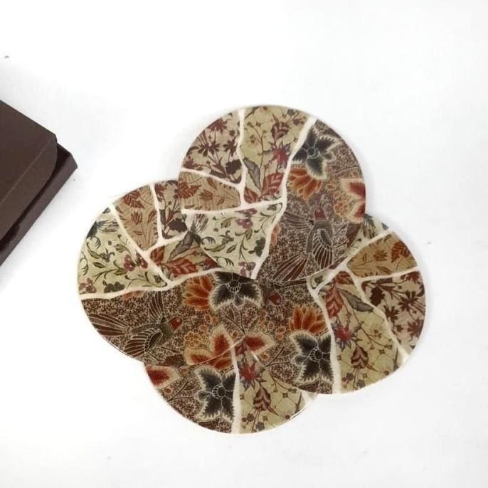 Souvenir tatakan/alas gelas/coaster Kerang D 10cm Batik Burung S/4