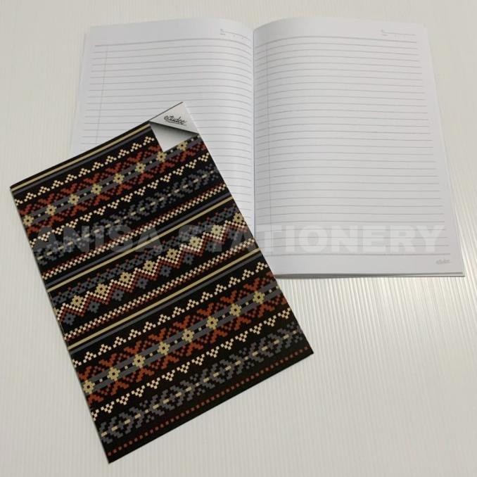 

Buku Tulis Boxy Vos B5 Tribal Isi 10