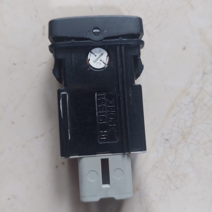 Switch Saklar Tombol Ac Mobil
