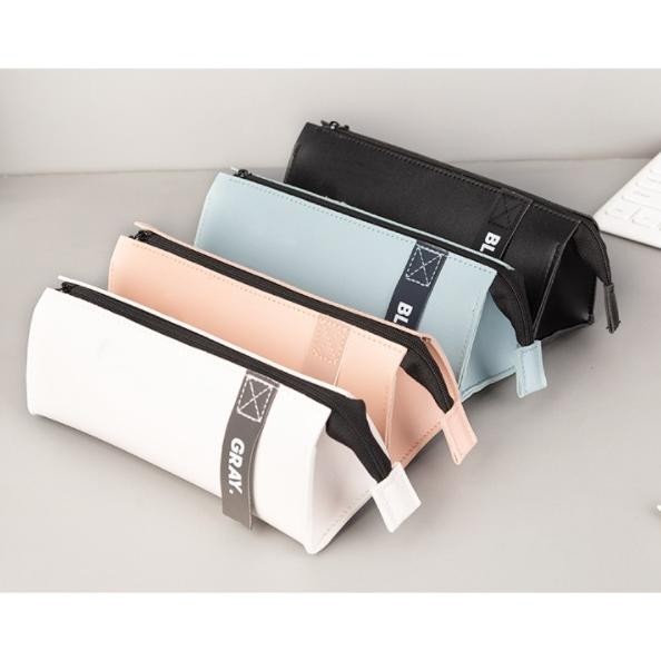 

TEMPAT PENSIL SEGITIGA MOTIF MINIMALIS kualitas PREMIUM / Pensil Case Triangle BISA COD