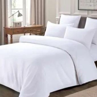 Duvet Cover / Quilt Cover / Sarung Bedcover Polos Putih Microtex