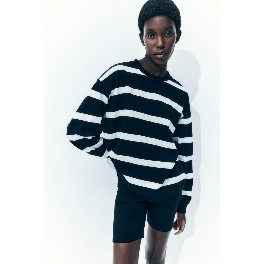 H&M Wanita Sweatshirt 1128985