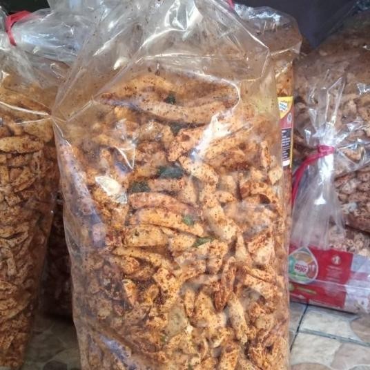 

Basreng Daun Jeruk Pedas 1 Bal Basreng Pedas Ter