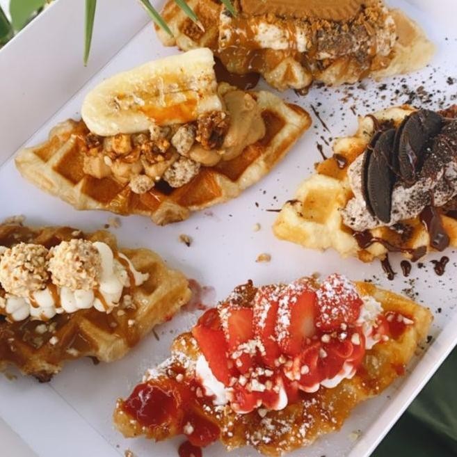 

Frozrn Croissant Dough 1 Karton @ 30 Gram Croffle Khusus Gojek