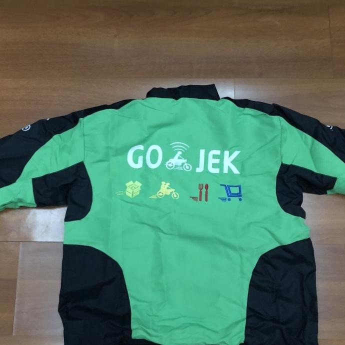 JUAL JAKET DAN HELM GOJEK BARU