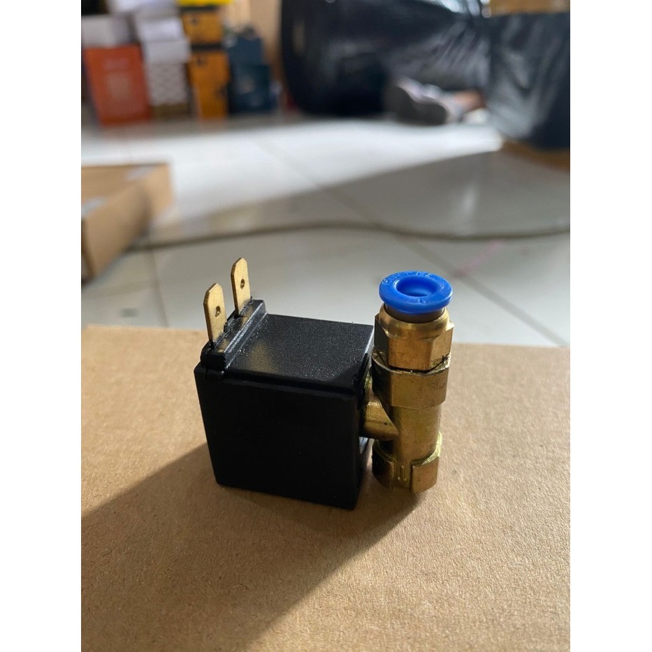 SWITCH KLAKSON TELOLET 3 CORONG LANDUN / VALVE TELOLET HORN RELAY