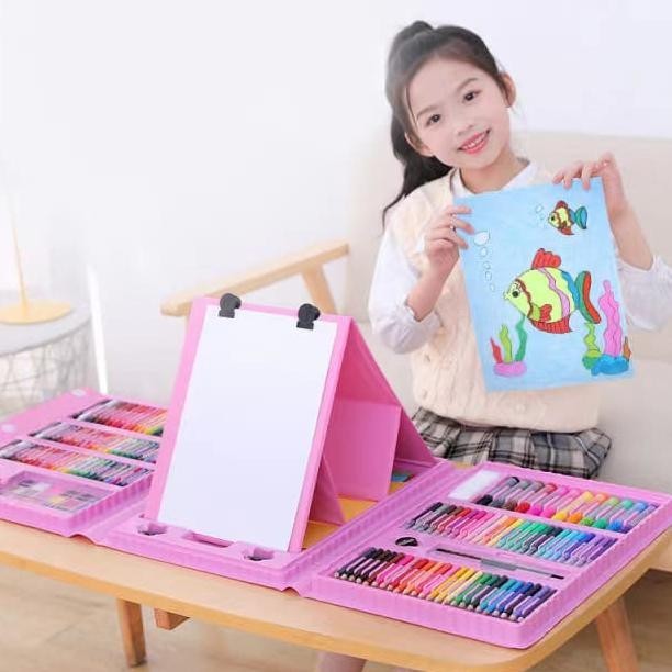 

Siap Kirim Mainan Edukasi Menggambar / Crayon Set Isi 208 Pcs / Alat Melukis Set Gd-90