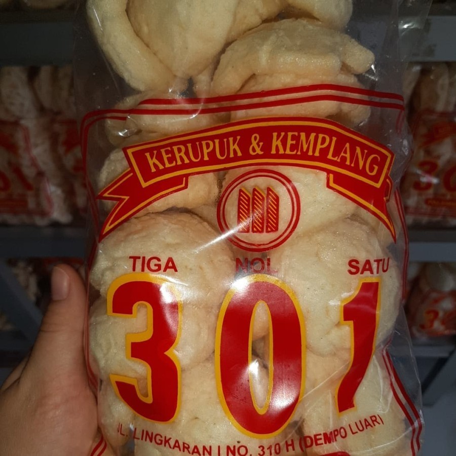 

KEMPLANG / KERUPUK GORENG MANGKOK 301 ASLI KHAS PALEMBANG ASLI PALEMBANG