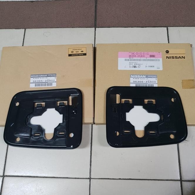 Kaca Spion Nissan Terrano Original